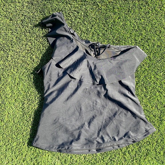WOMEN’S | One Shoulder Ruffle Swimsuit TOP | Color is Black | Size: XL 16 | NWOT - Picture 5 of 10